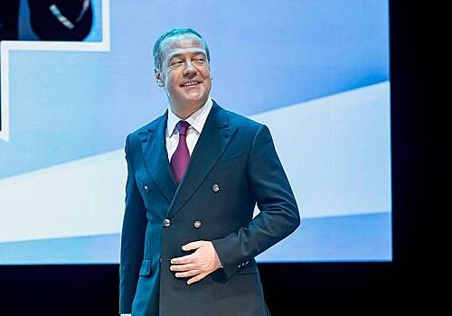 Медведев на польском пошутил о военных возможностях ЕС, вспомнив мем bóbr kurwa