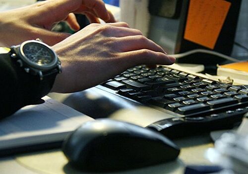 Работающим пенсионерам могут увеличить обеденный перерыв и длительность отпуска