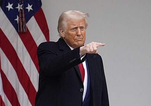 Трамп и члены его администрации находятся в безопасности после стрельбы