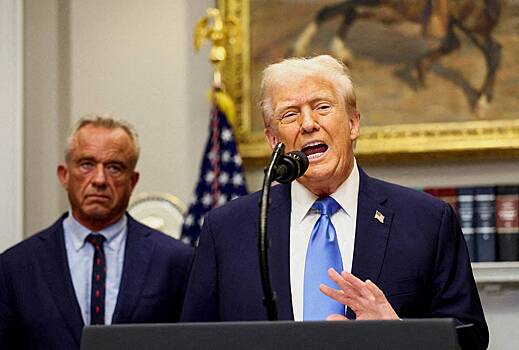 Трамп обвинил НАТО в «бардаке» на Украине