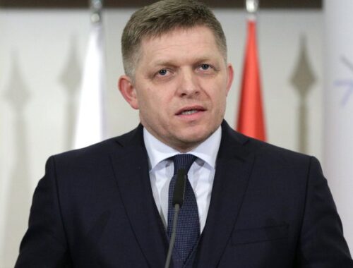 Блага назвал враждебным жестом запрет Прибалтики на полёт Фицо в Россию