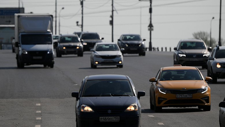 Дептранс предупредил о возможных затруднениях движения в Москве вечером