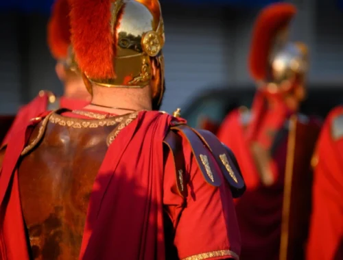 Моногамия на всю жизнь и полусироты: как изменилась жизнь после падения Рима