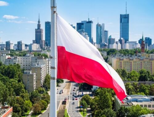 Польша погружается в демографический кризис: в стране закрываются родильные дома