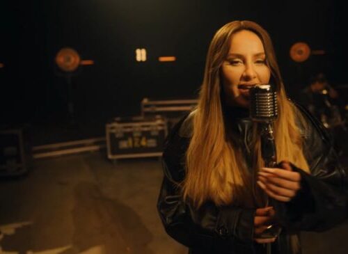 Популярная в России украинская певица отсудила крупную сумму за песню «По барам»