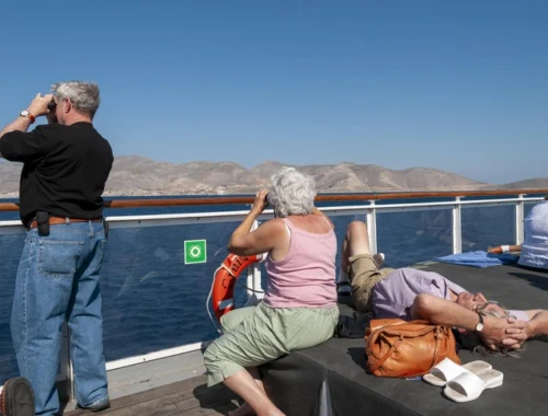 «Проклятый рейс»: на круизном лайнере за день погибли два пожилых туриста