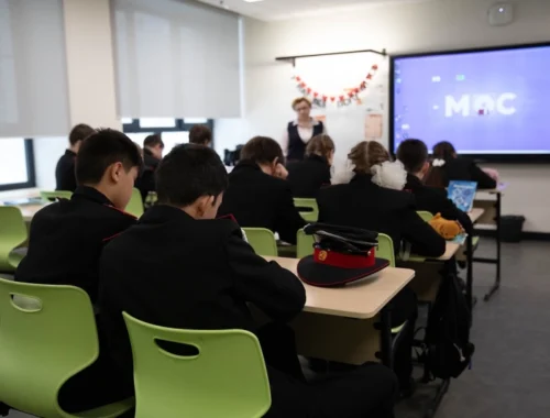 С 1 сентября изменится количество часов на изучение обществознания в школах