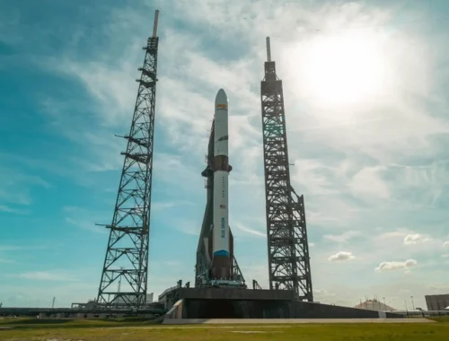 Теперь действительно многоразовая: тяжелая ракета-носитель New Glenn совершила третий полет