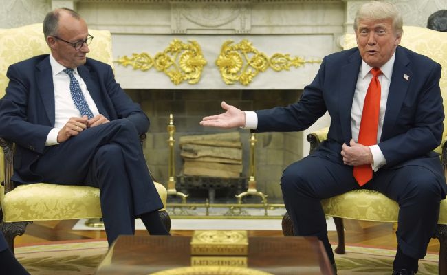 Трамп ответил на критику от Мерца угрозой вывести войска из ФРГ