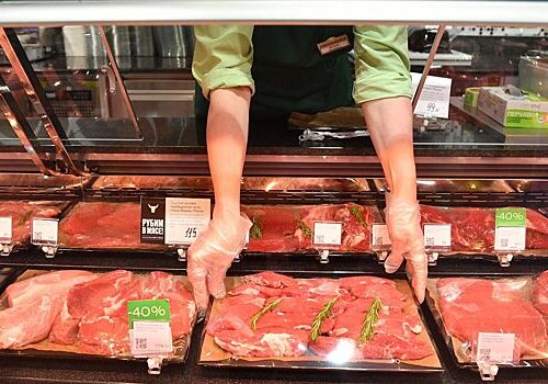 В России раскрыли циничную схему переработки просроченного мяса
