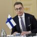 Президент Финляндии Стубб пошутил про «решётку» на встрече с гражданами