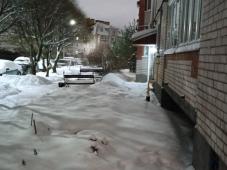 Управляющим организациям многоквартирными домами напоминают требования к зимней уборке дворовых территорий
