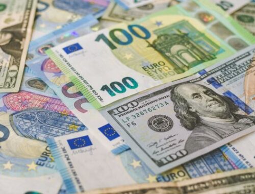 Несмотря на санкции в Белоруссию продолжают течь иностранные инвестиции Несмотря на санкции в Белоруссию продолжают течь иностранные инвестиции