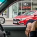 Разъезжавший на «мерседесе» директор «АвтоВАЗа» резко переобулся и насмешил людей
